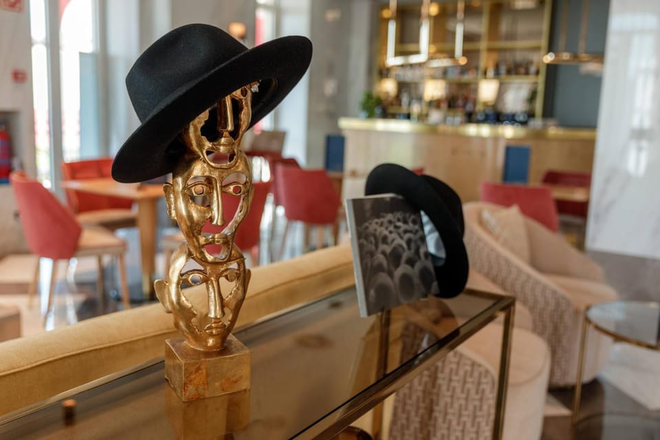 Lobby or reception, Lounge or bar, Dining area