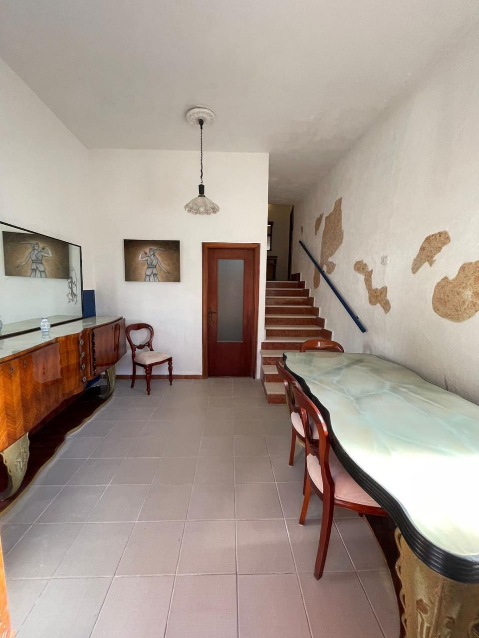 Lounge or bar