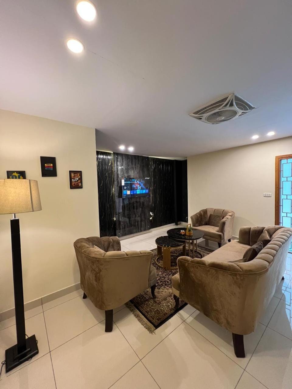 The Luxe Stop Apartment in Islamabad