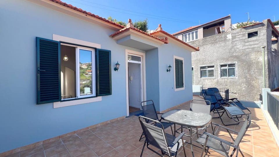 Property building, Balcony/Terrace