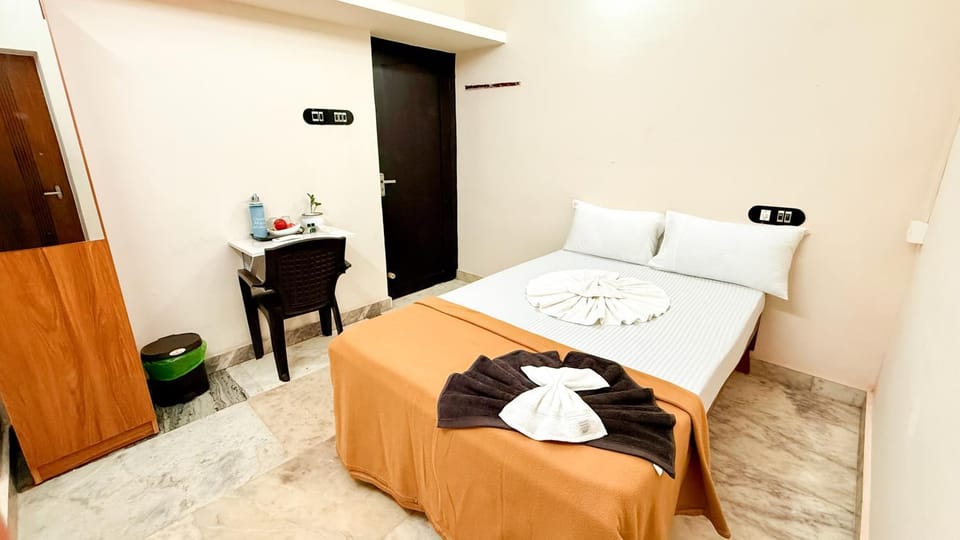 Bed, Bedroom, wardrobe