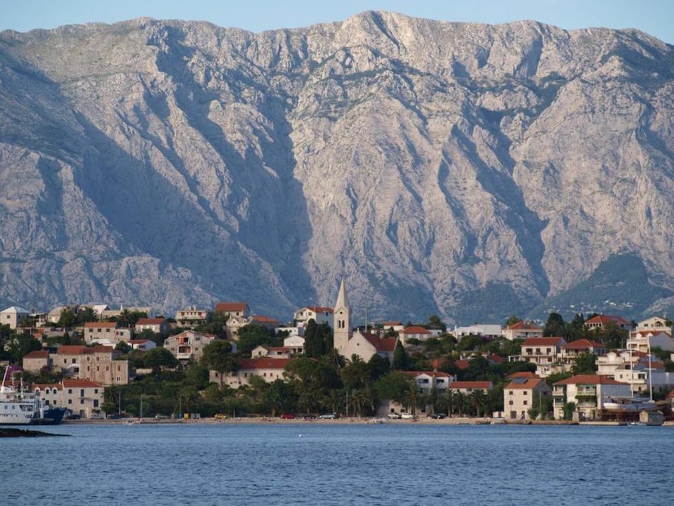 Day, Natural landscape, City view, Mountain view, Sea view