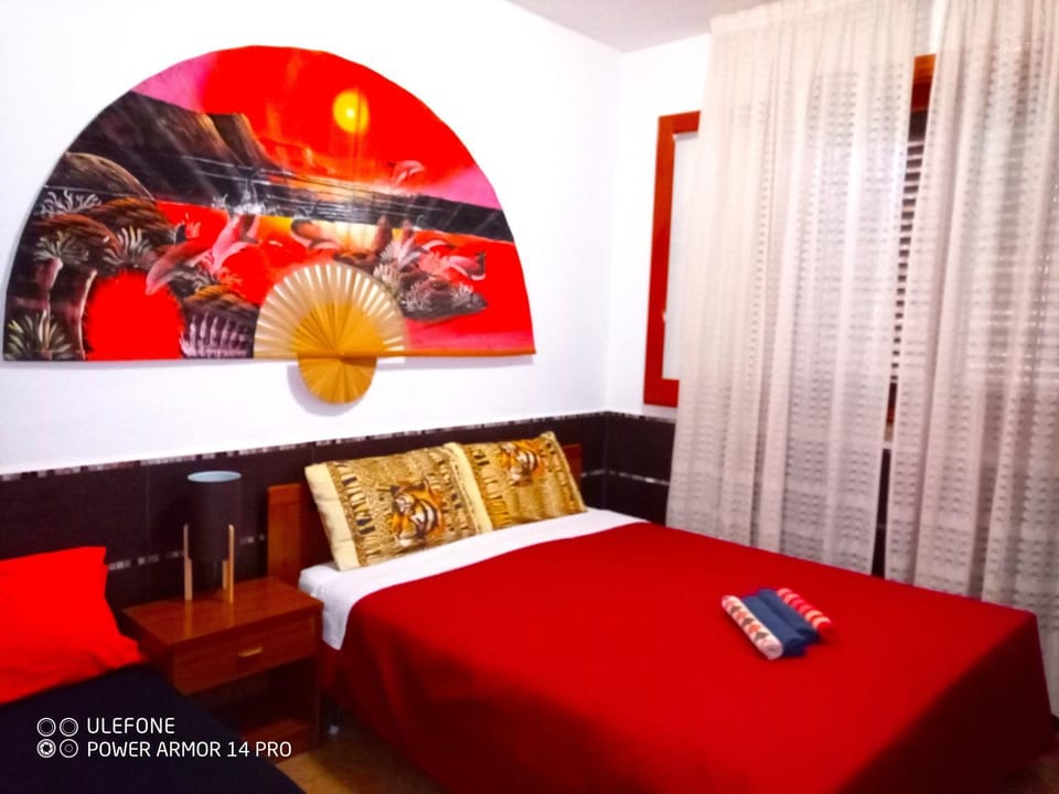Stanza con bagno e cucina in comune in Villa Giardino Spiaggia Bed and Breakfast in Cefalu