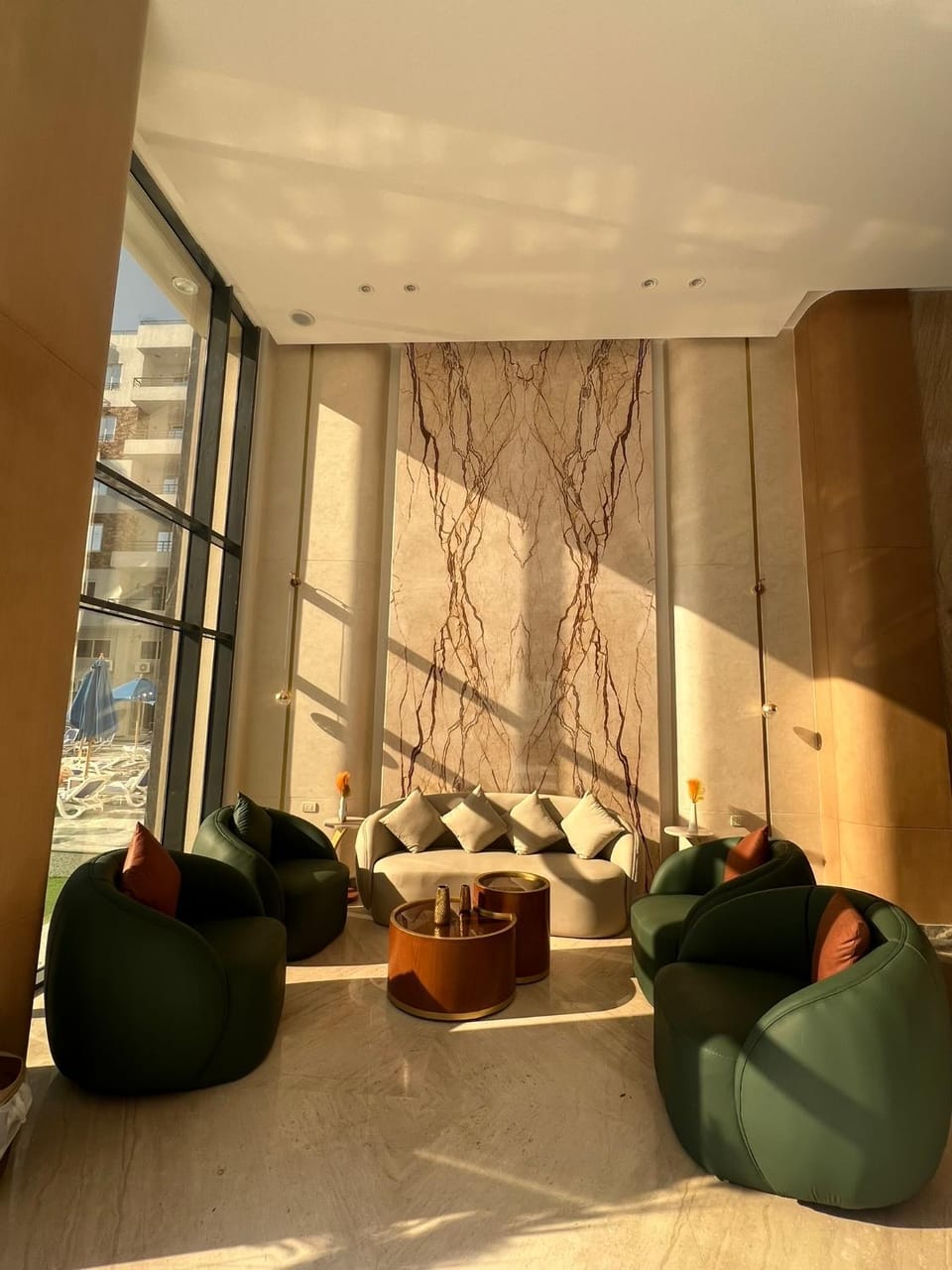 Luxury Newly Built 2 DOUBLE bedroom and living room with Beach Access and Pool in Hurghada, Egypt Apartment in Hurghada