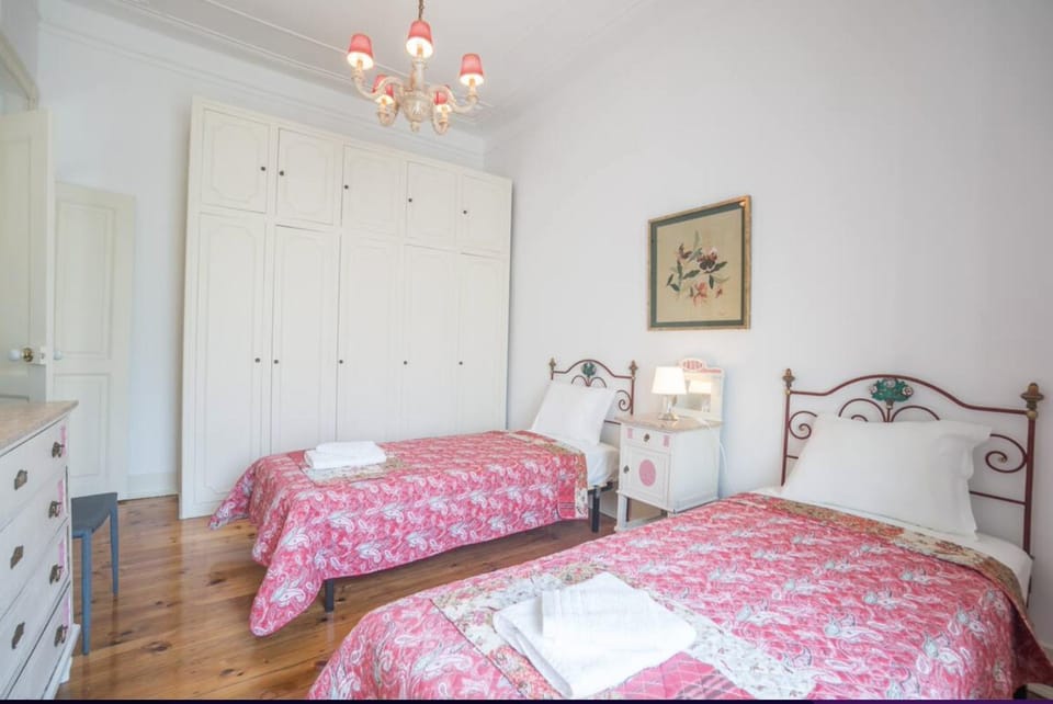 Bedroom, wardrobe