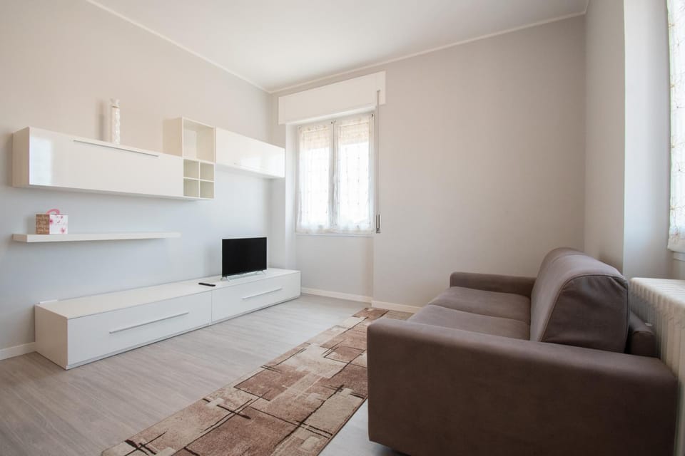 TV and multimedia, Seating area