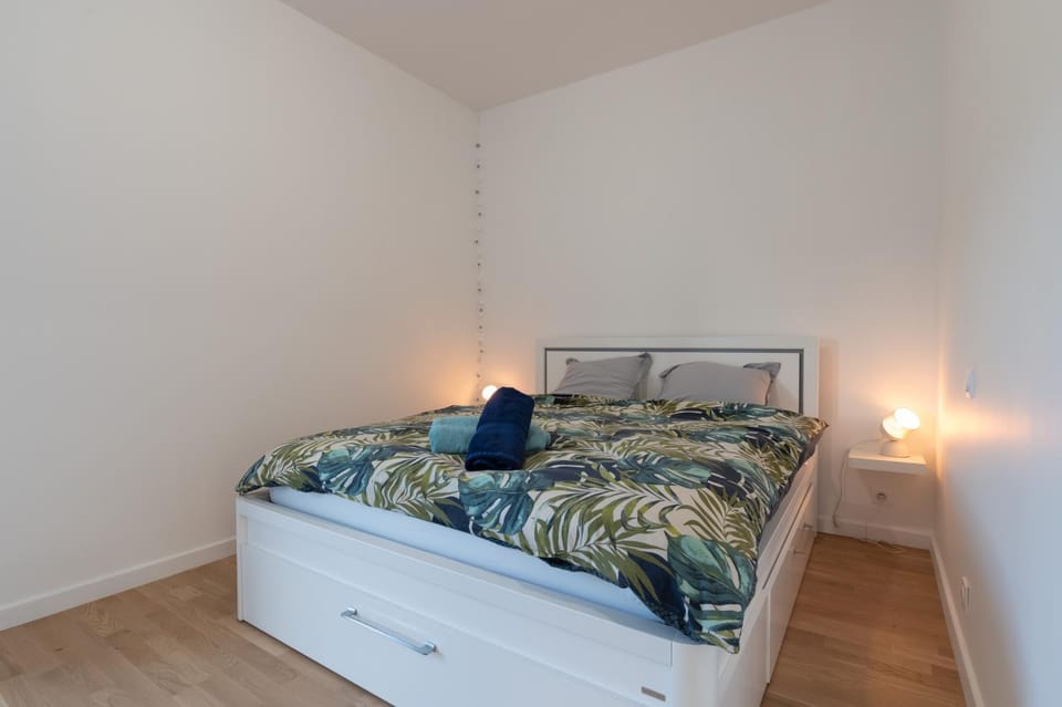Living room, Bedroom