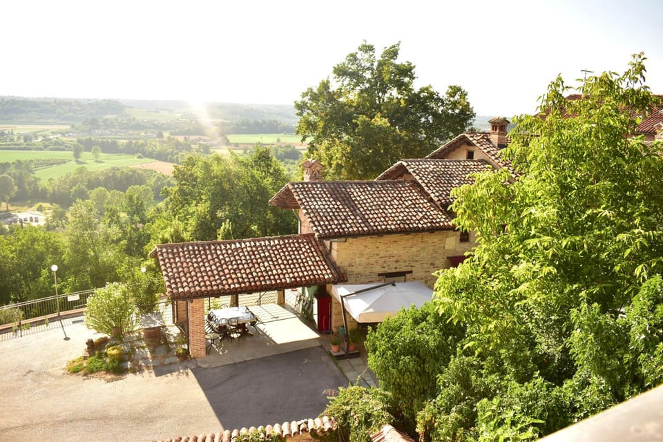 Property building, Day, Neighbourhood, Natural landscape, Bird's eye view