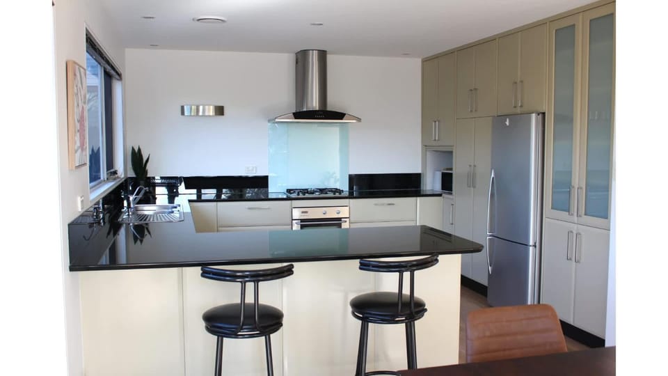 Tranquil Stay by the Tamar House in Tasmania