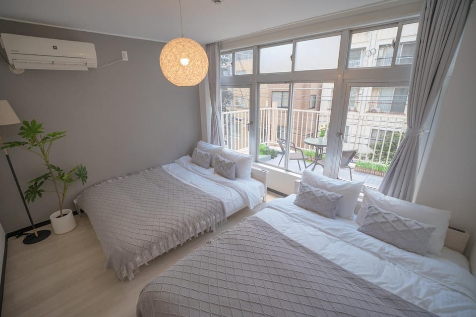 3 minutes to Shinjuku by subway-Nakanokaikan III Apartment in Shinjuku