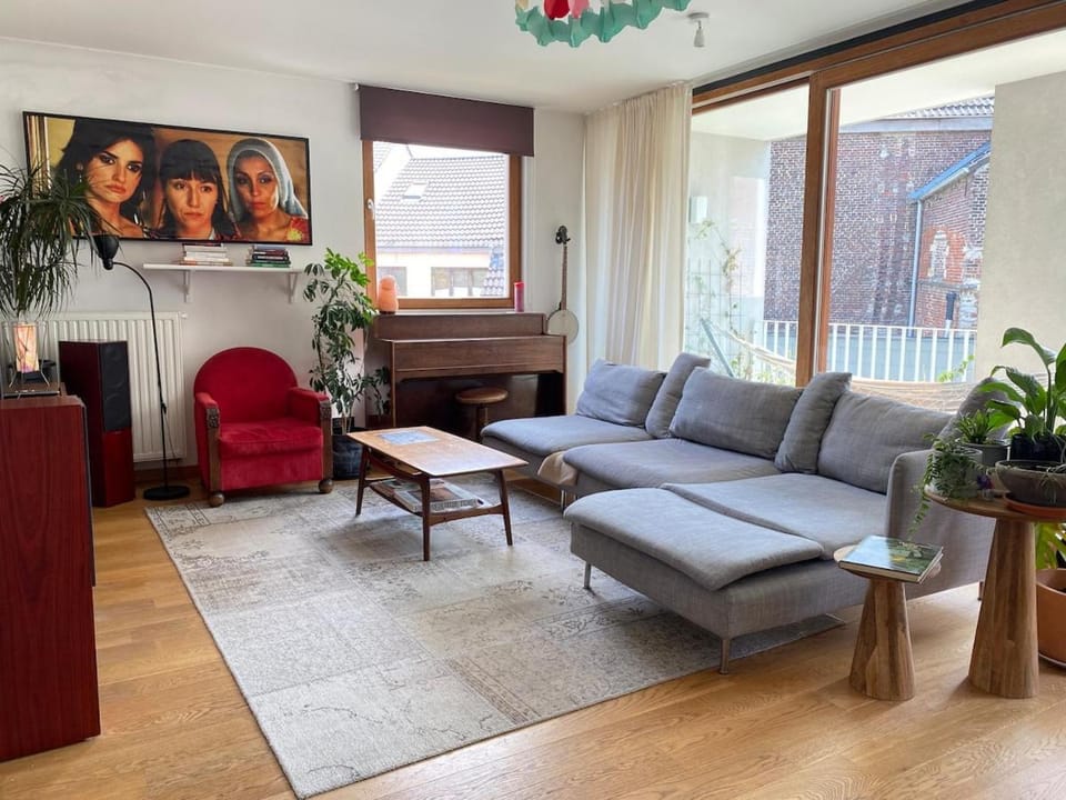 Spacious & cosy apartment center Apartment in Ghent
