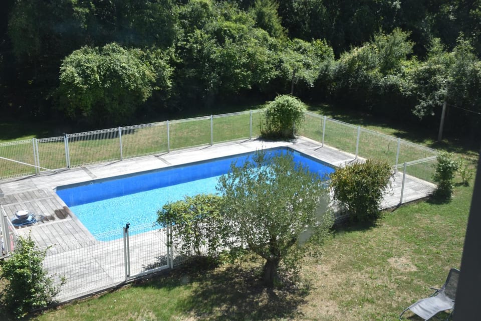 Pool view, Swimming pool