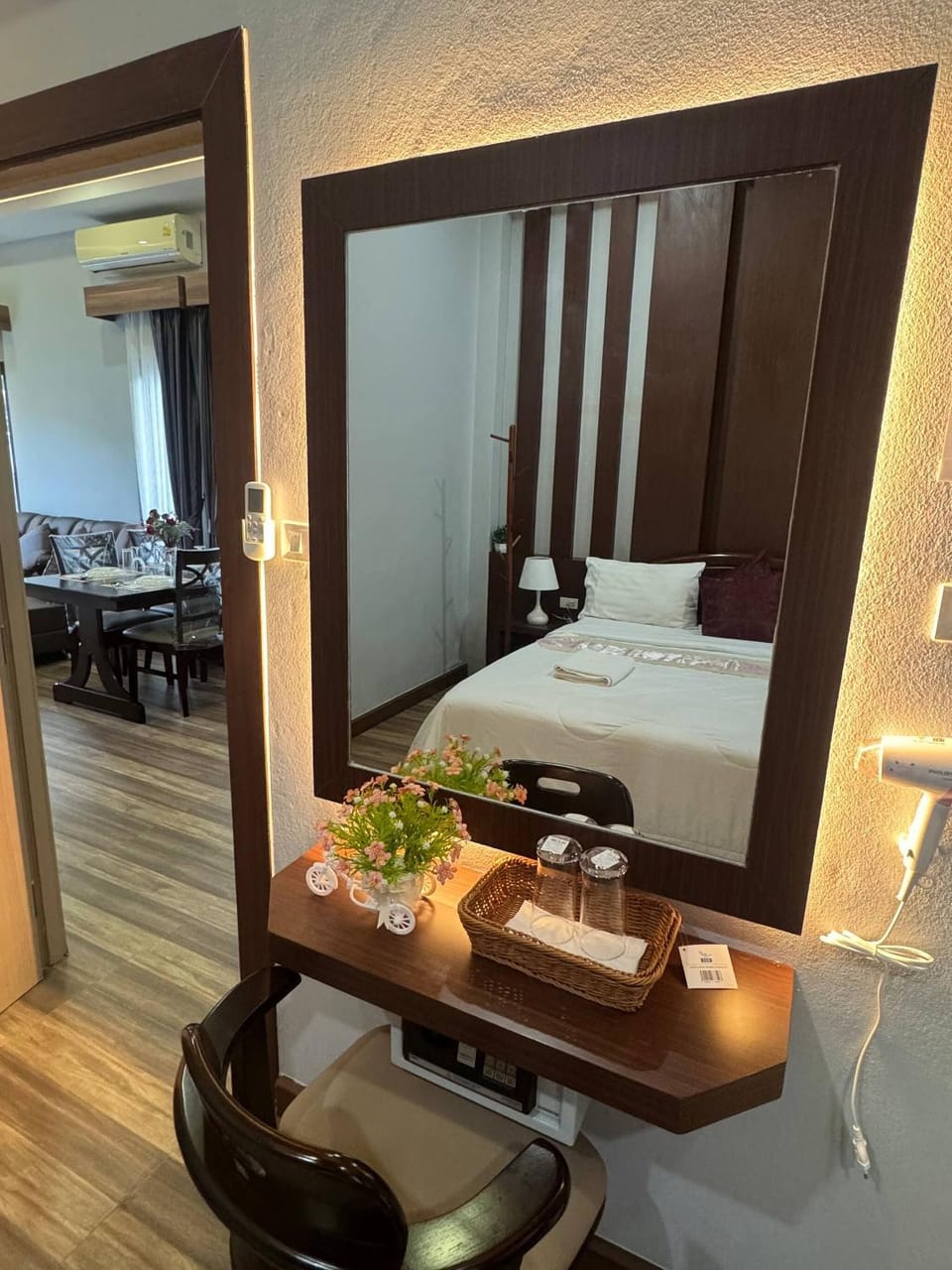 Bed, Bedroom