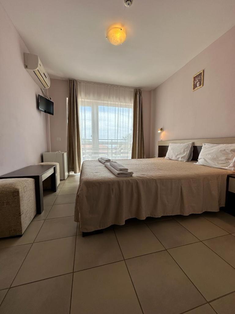 Camere Raul Bed and Breakfast in Constanța County