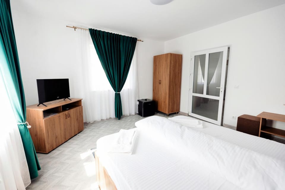 Acasa La Lumei Bed and Breakfast in Romania
