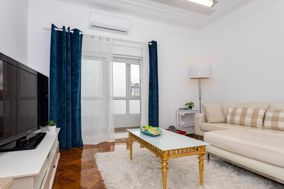 TV and multimedia, Living room, air conditioner
