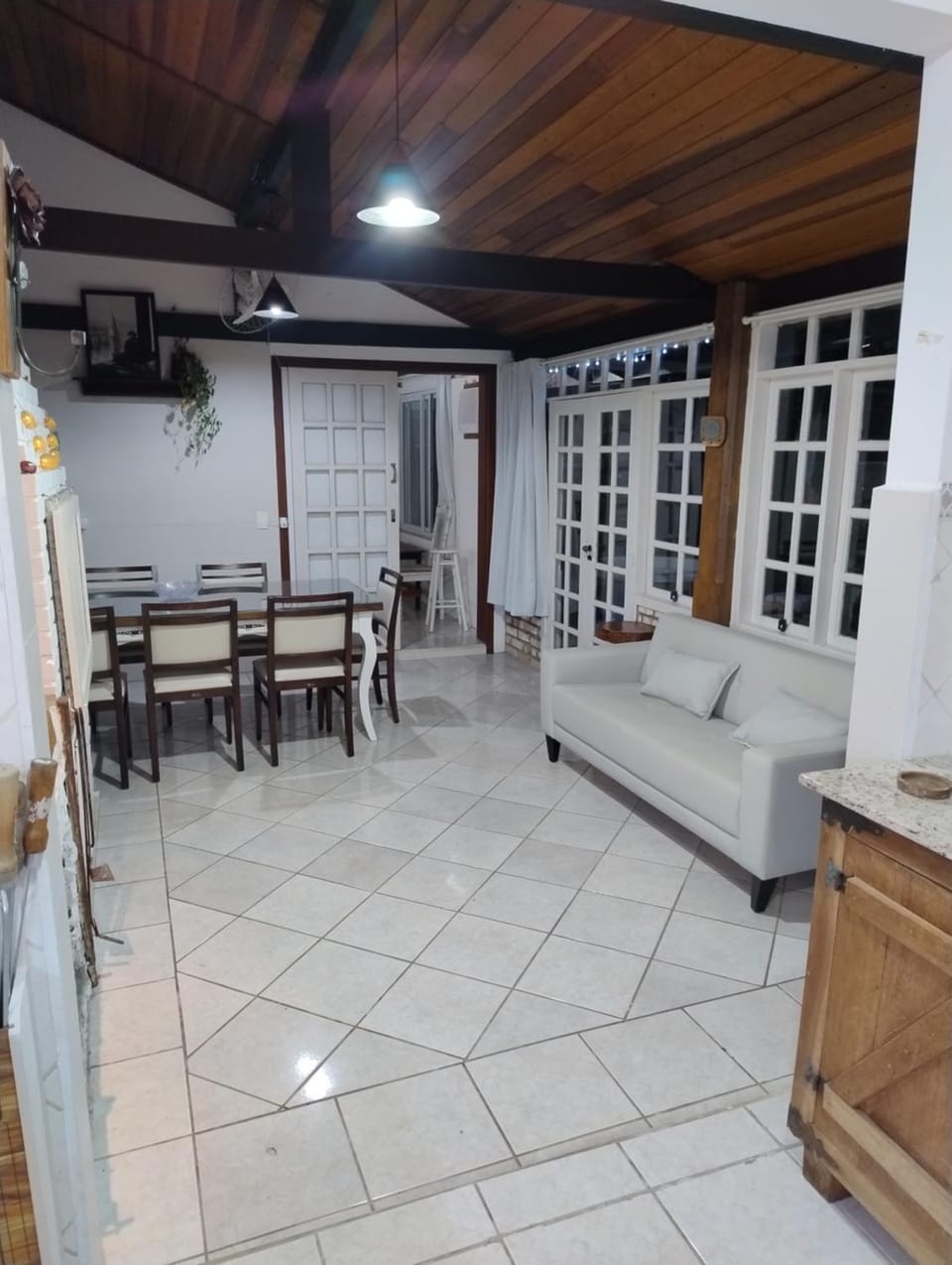 Casa dos Ipes House in Florianopolis