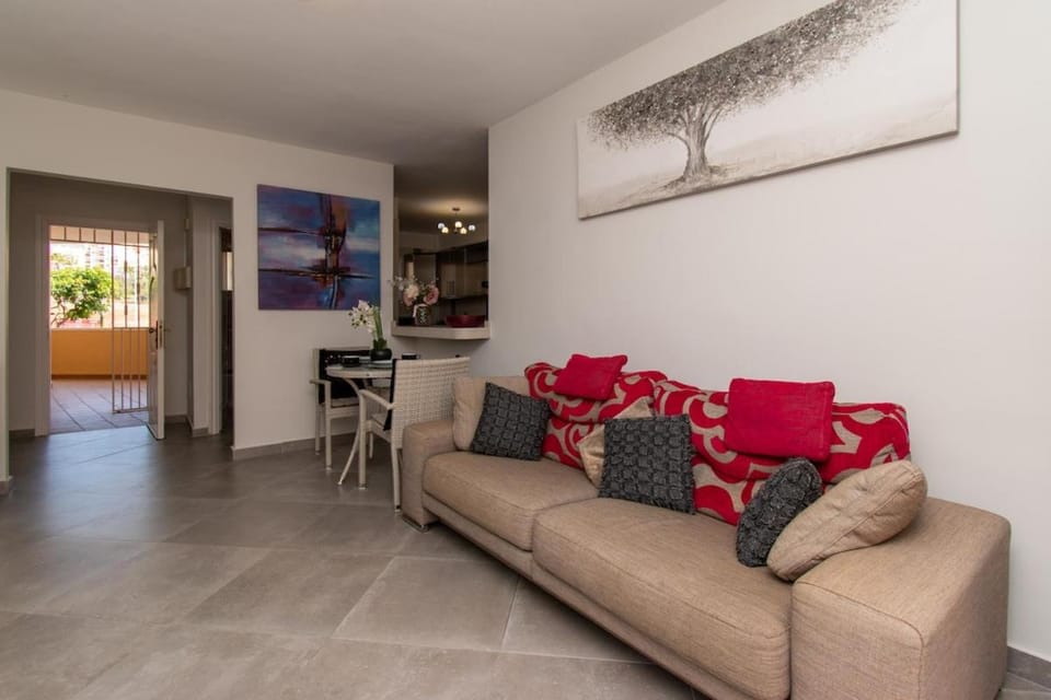 Amazing 2 Bedroom Apartment Central Location Apartment in Costa Adeje