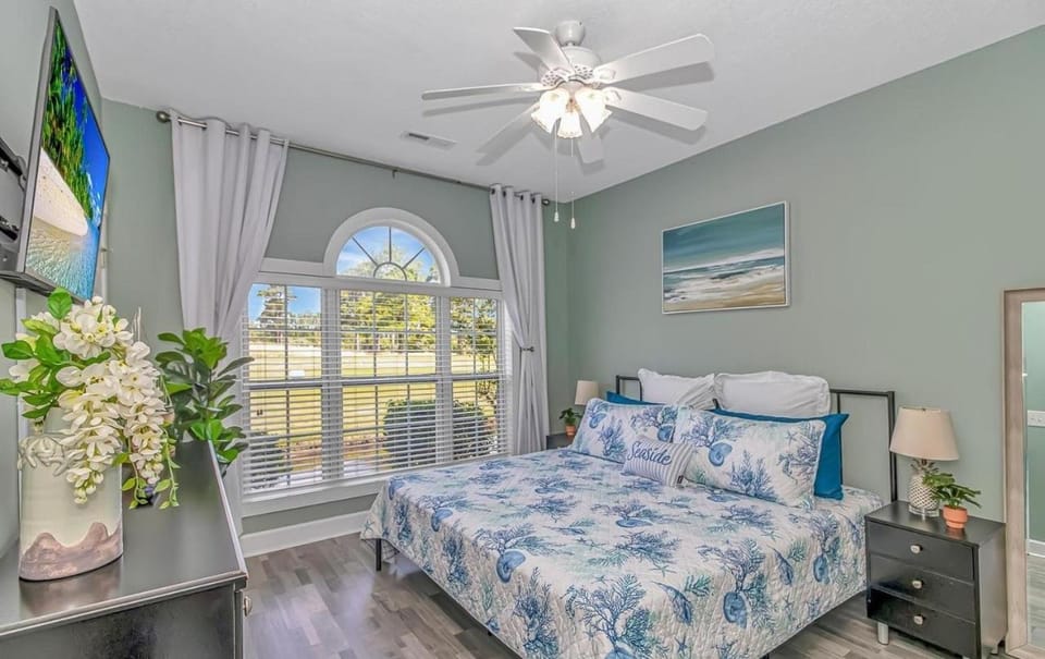 Gorgeous 2 Bedroom Course Front Condo! 101 Magnolia Place House in Carolina Forest
