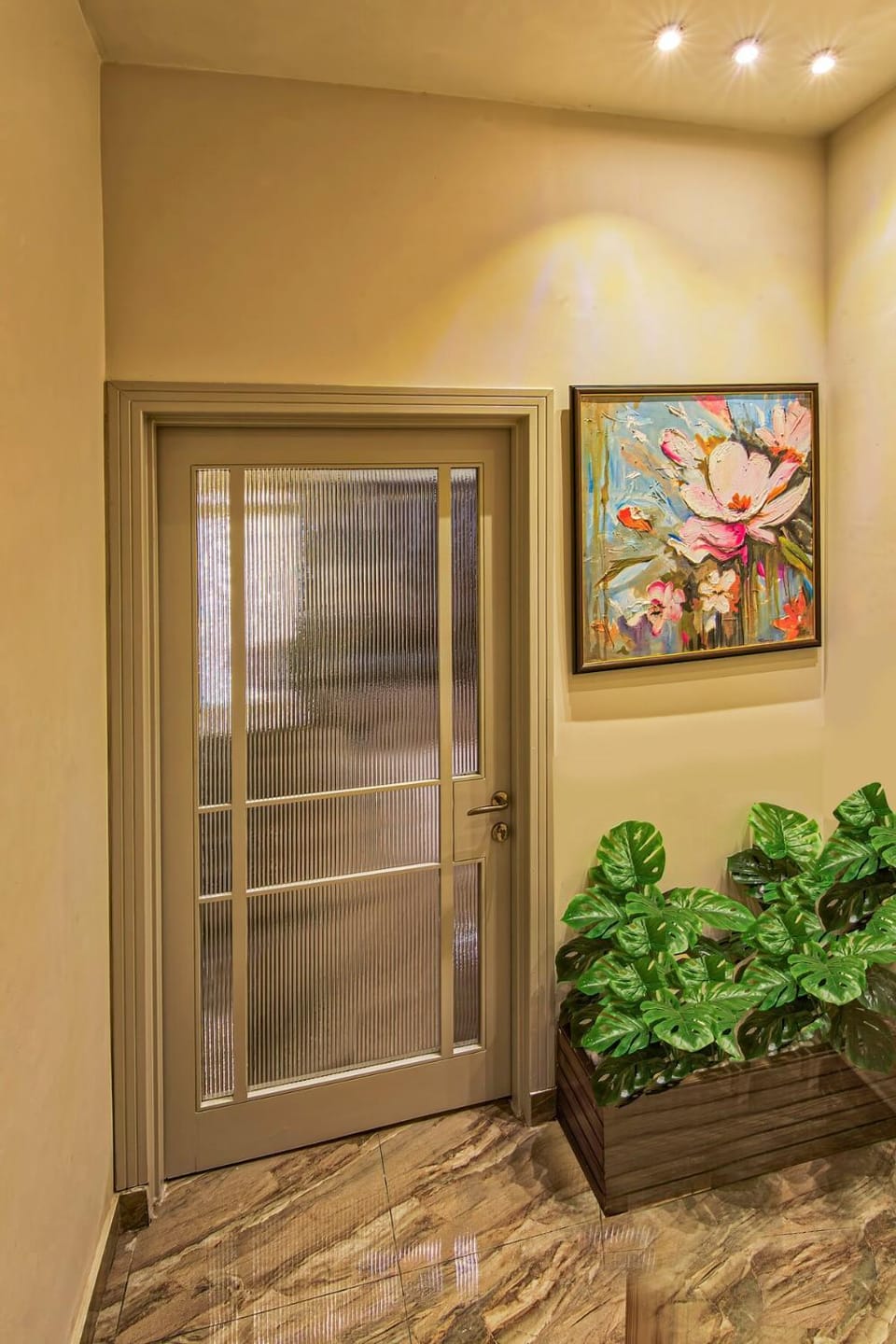 Designer Suite Centrally Located House in Islamabad