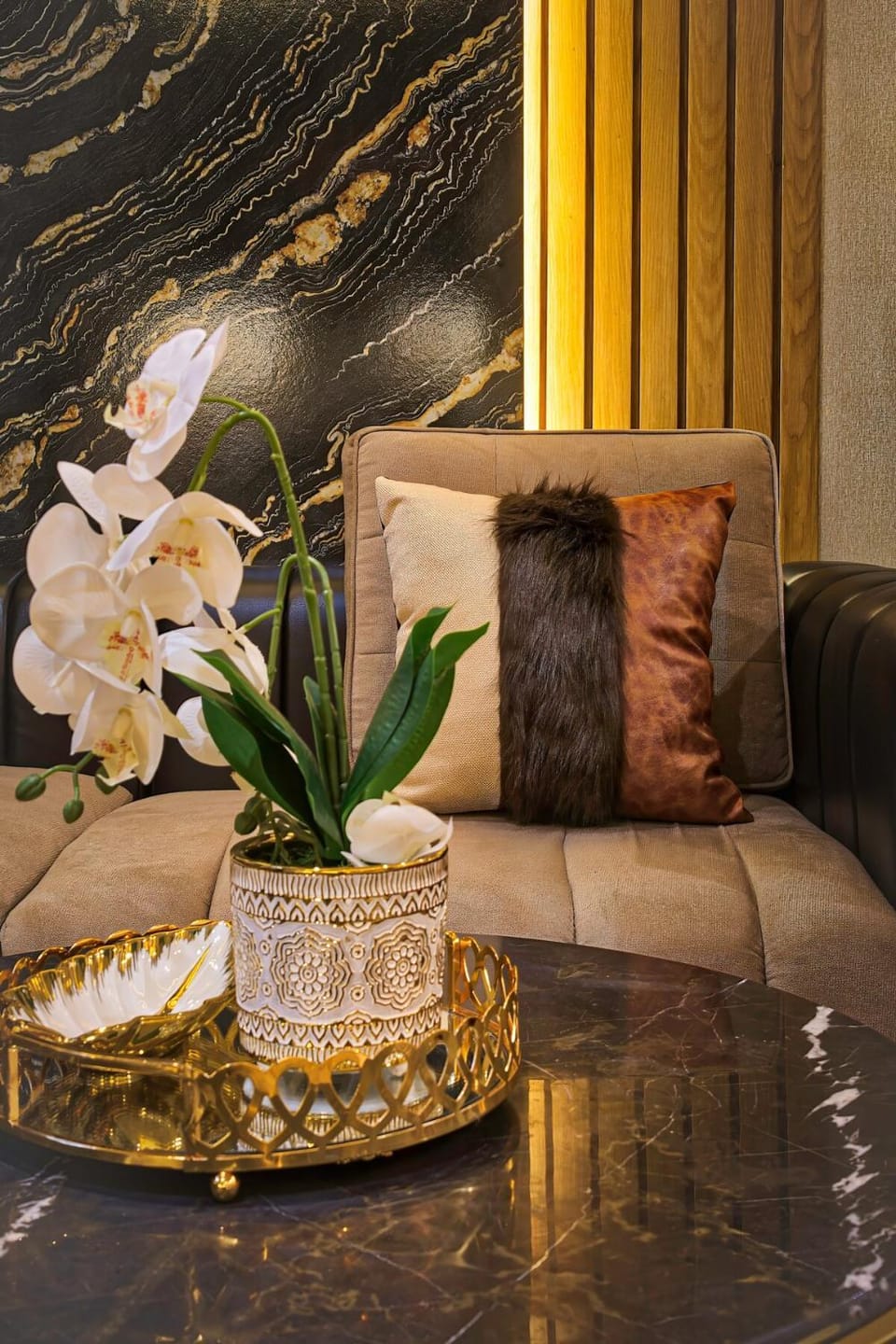 Designer Suite Centrally Located House in Islamabad