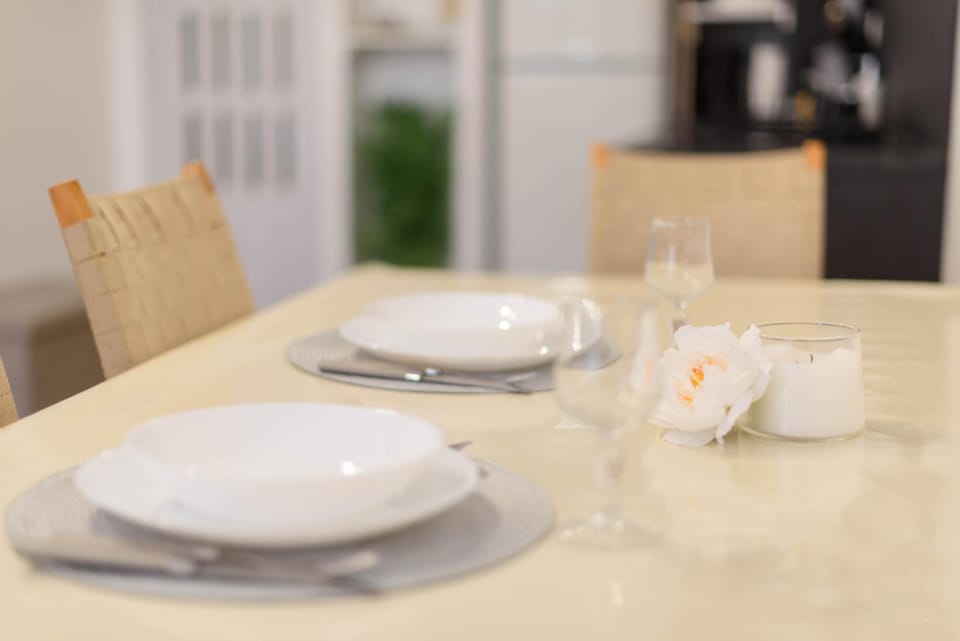 Decorative detail, Decorative detail, Dining area