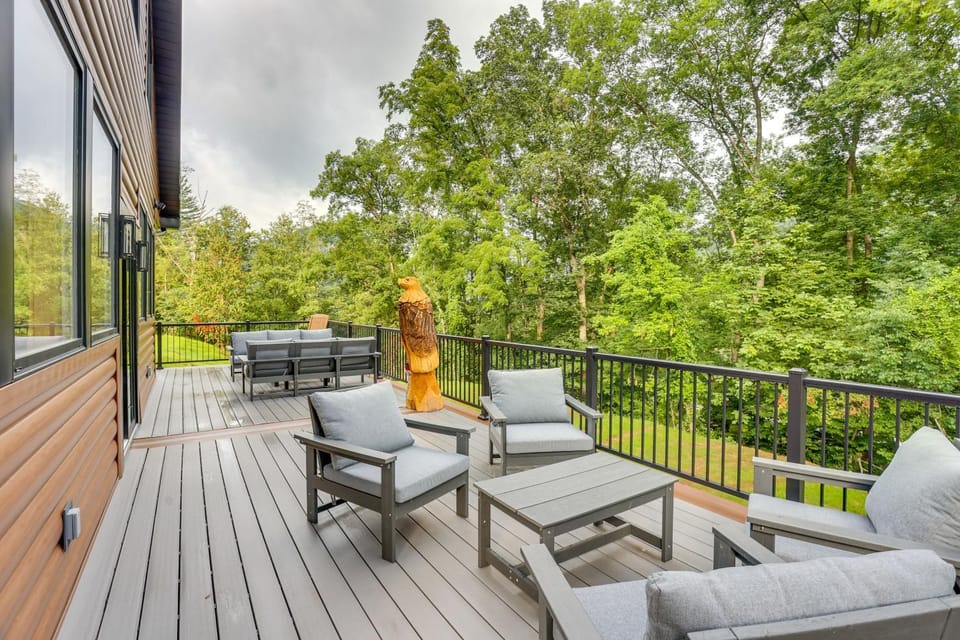 Resting Eagle Cabin with Mtn Views in PA Wilds Cabin in Allegheny River