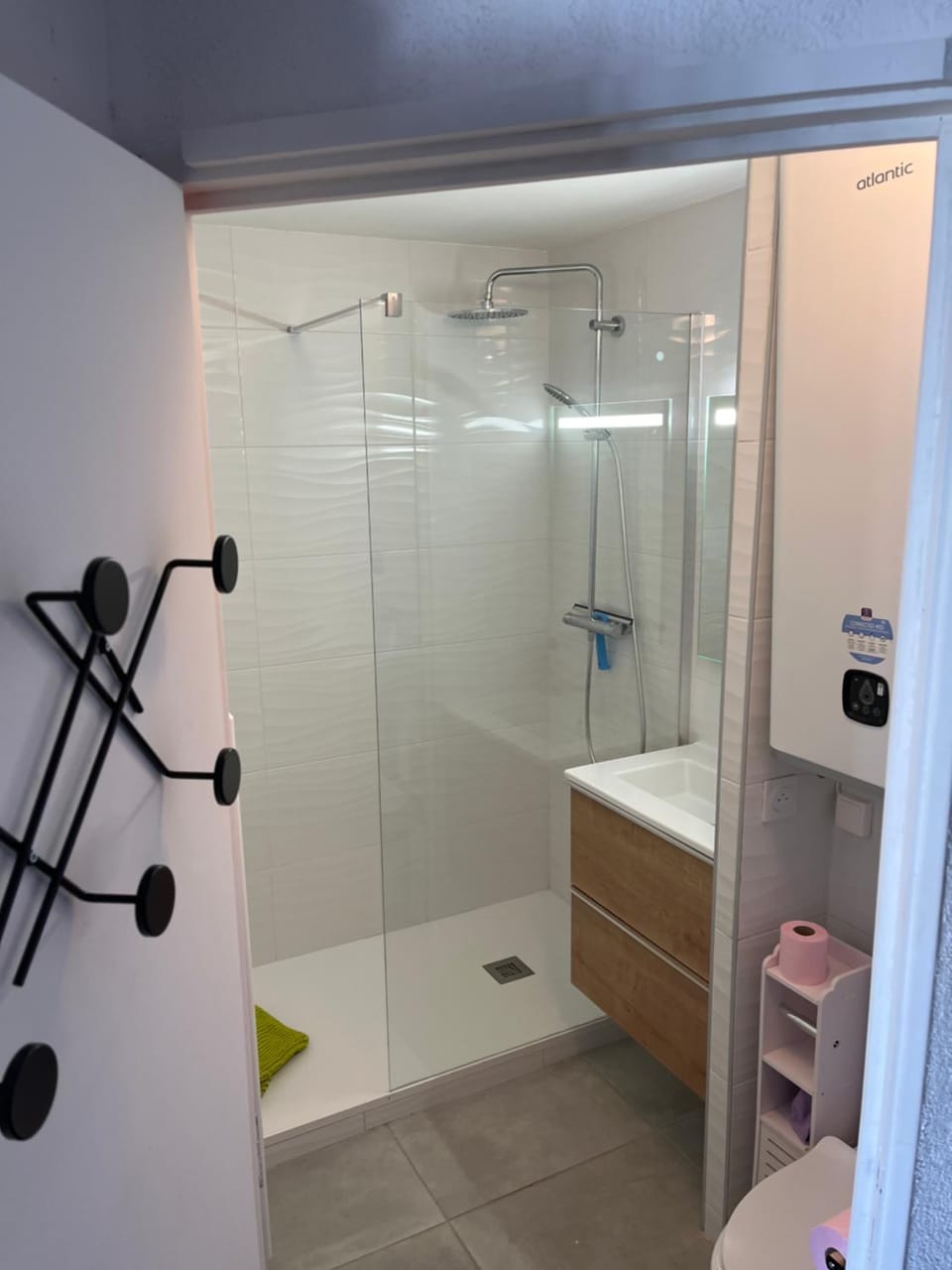 Shower, Bathroom