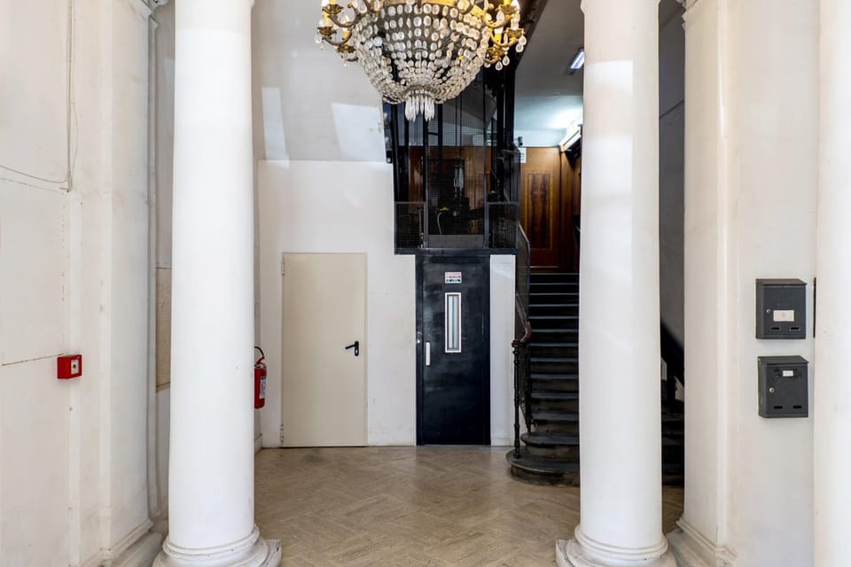 elevator