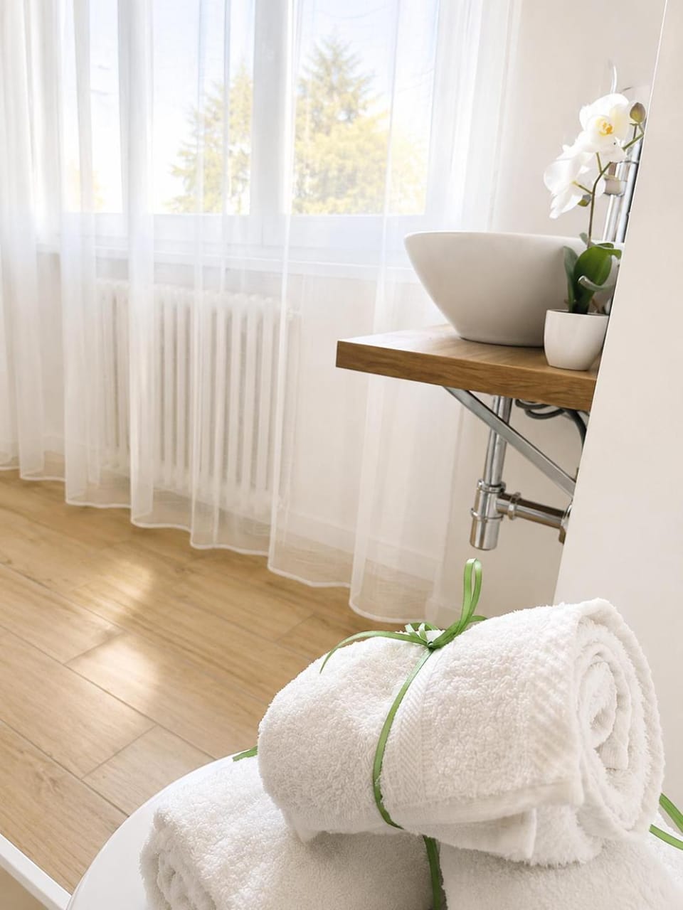 Bathroom, hair dryier, towels