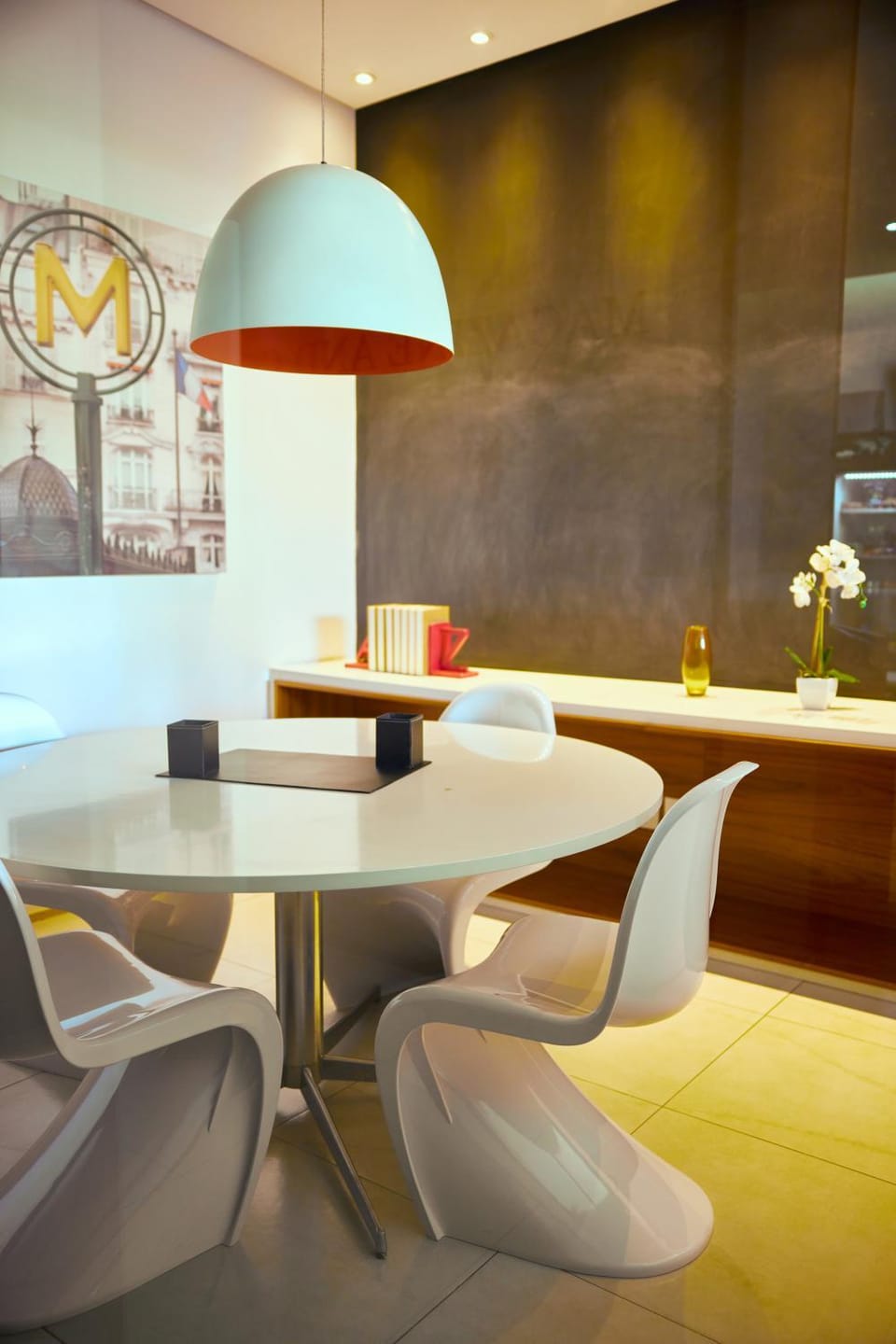 Meeting/conference room