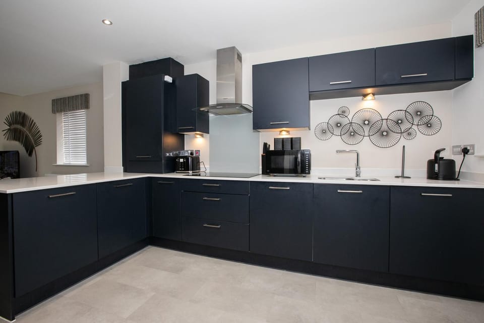 Kitchen or kitchenette, kitchen