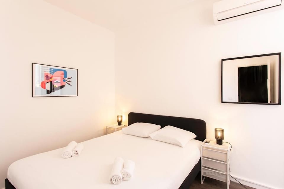 L4 Staywizus - 2BDR Hotel des Postes Central, Massena AC 2Balconies Apartment in Nice