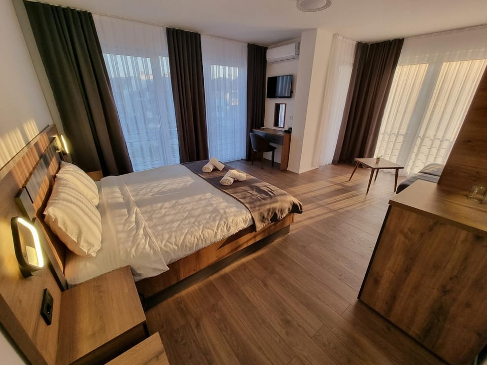 LUX - Rooms Apartments Bed and Breakfast in Municipality of Ohrid, North Macedonia
