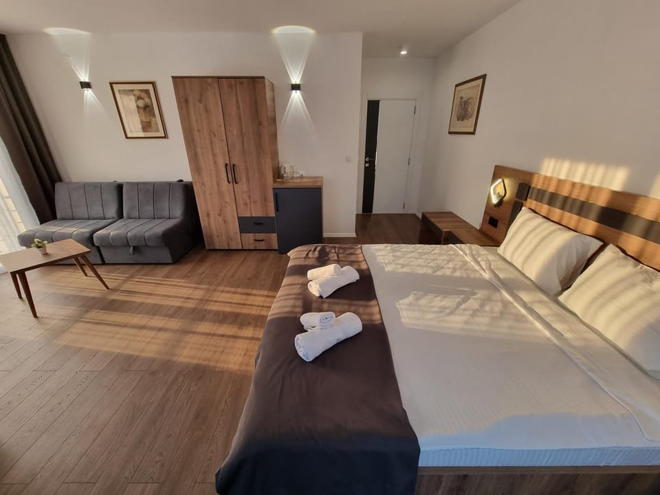 LUX - Rooms Apartments Bed and Breakfast in Municipality of Ohrid, North Macedonia