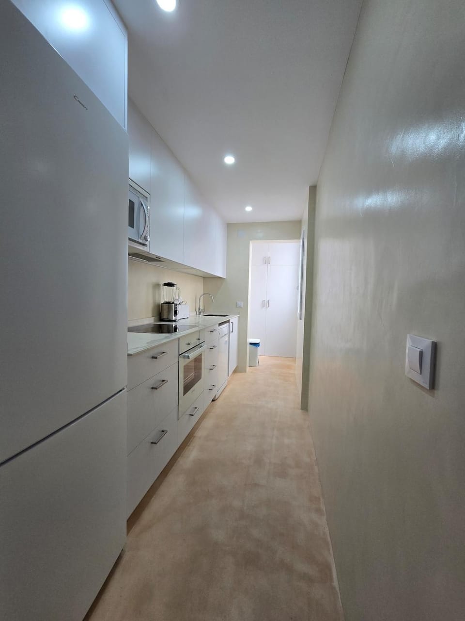 Kitchen or kitchenette, oven, stove