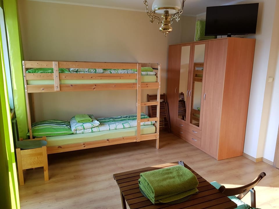 Photo of the whole room, bunk bed