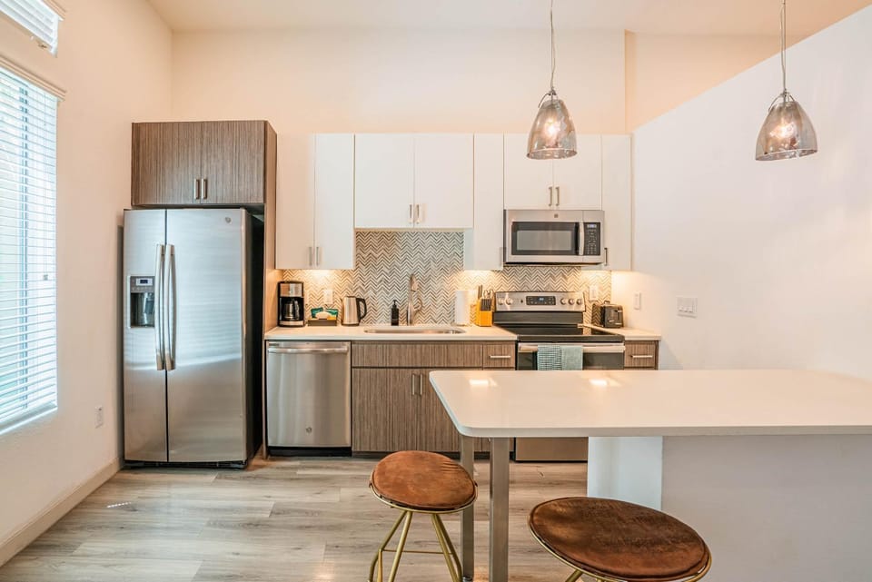 Boulevard Stays Modern Roosevelt Row Suite 1BR Pool Gym 3 Apartment in Phoenix