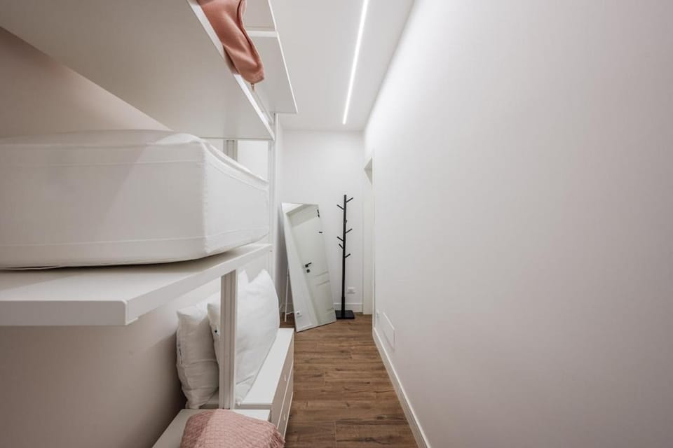 Luxury by the Sea - Central Design Apartment with AC Apartment in Rapallo