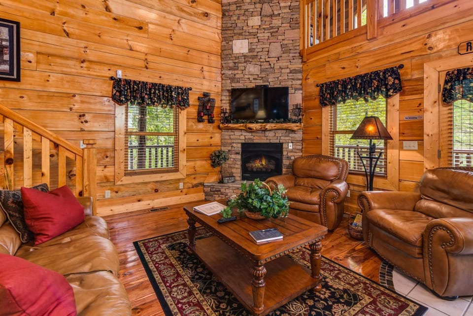 One More Night House in Sevier County