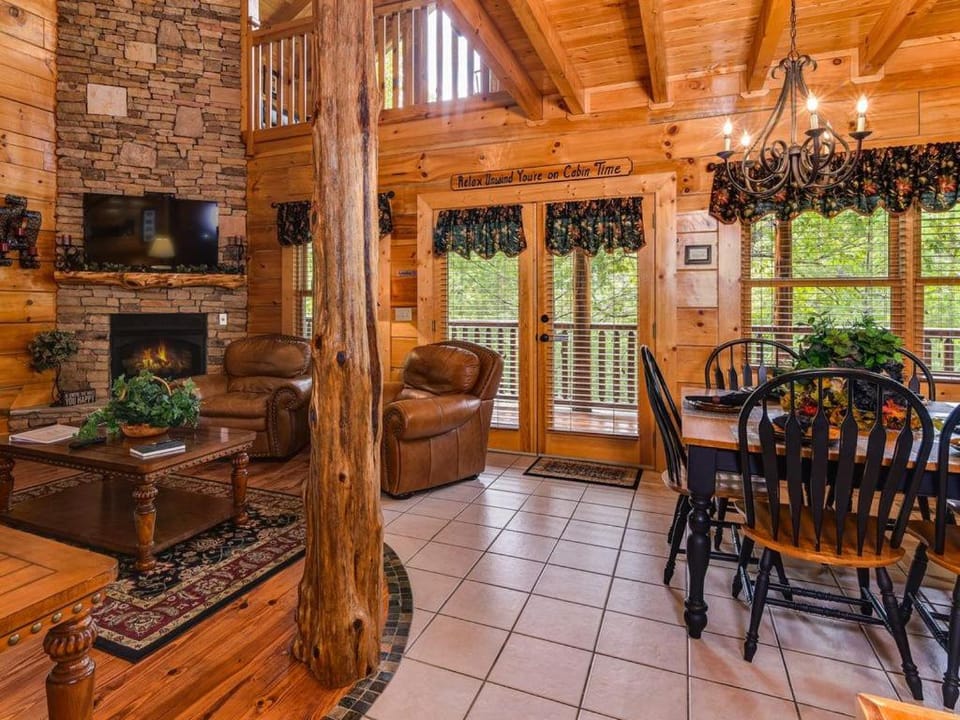 One More Night House in Sevier County