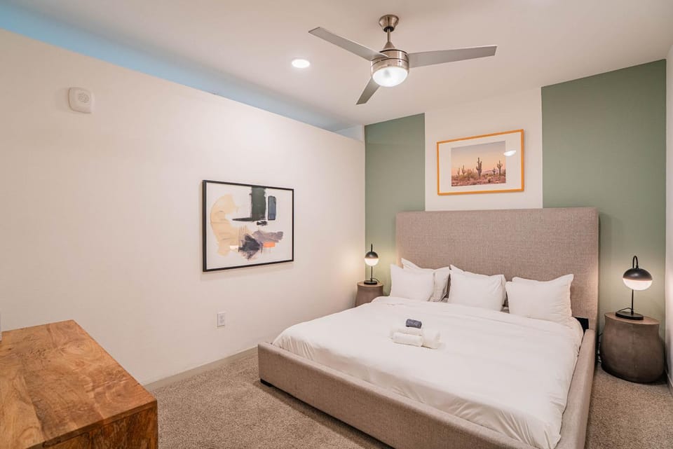 Boulevard Stays Modern Roosevelt Row Suite 1BR Pool Gym 4 Apartment in Phoenix