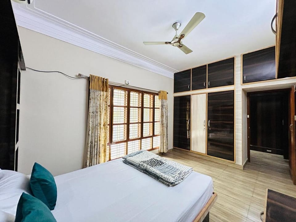 The Casa Cambridge 4-Bedrooms Villa By Spacez Villa in Bengaluru