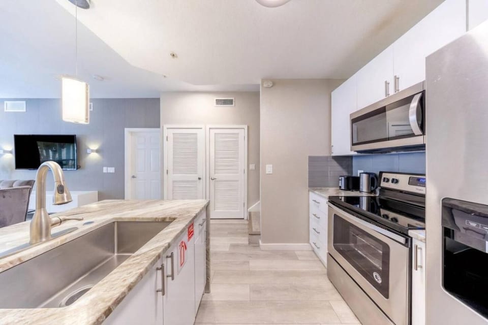 3 Bedroom 2 Bathroom Villas At Seven Dwarfs 30-105 House in Kissimmee