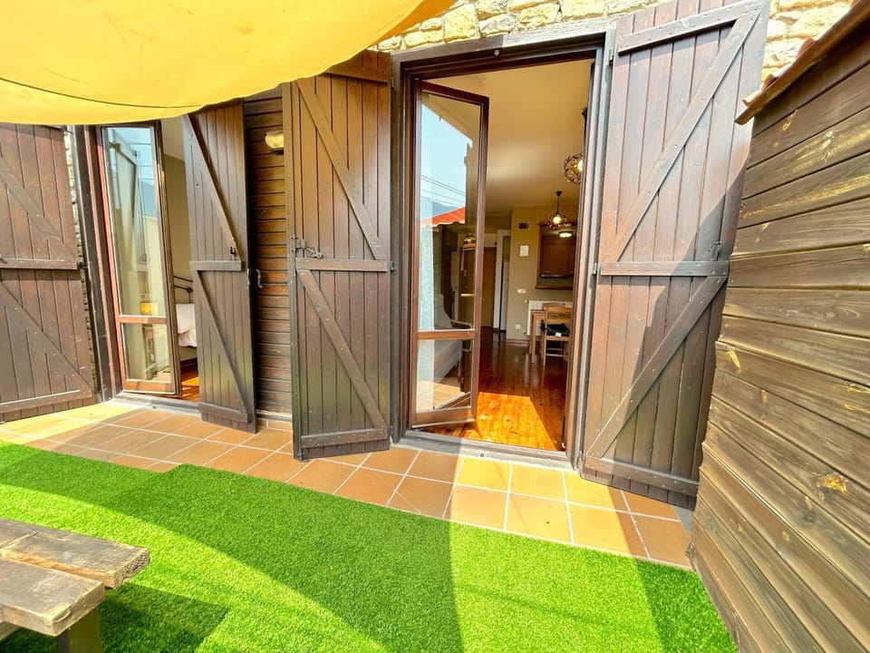 Apartament amb terrassa a Esterri by RURAL D'ÀNEU Apartment in Esterri d'Àneu