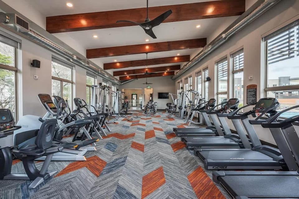 Boulevard Stays Direct Trail Access Parking Pool Gym 02 Apartment in Richardson