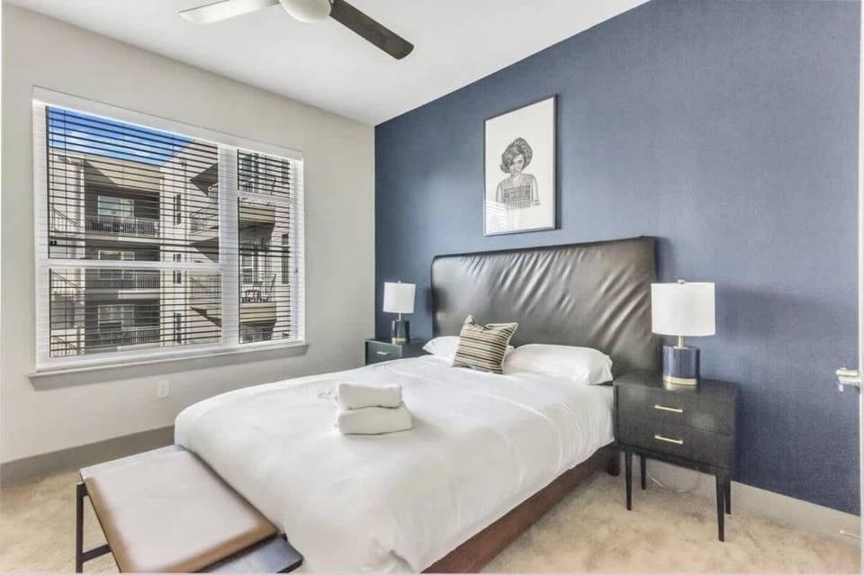 Boulevard Stays Dashing 1BR Suite Pool Parking Gym G Apartment in Richardson