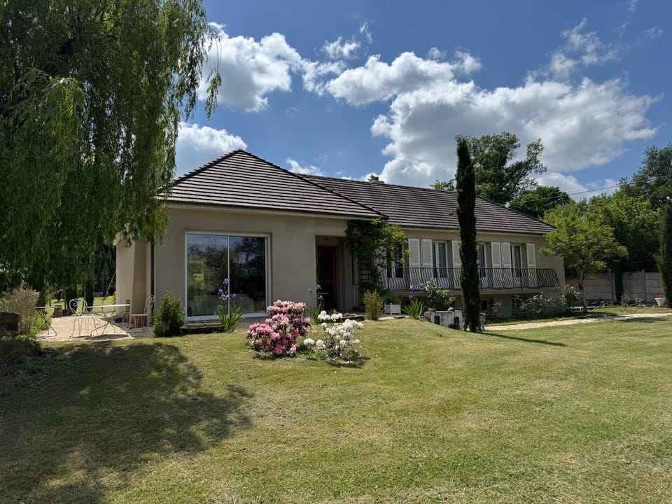 Le Relais St trop - Villa 2 chambres Delon et Romy Apartment in Auvergne-Rhône-Alpes