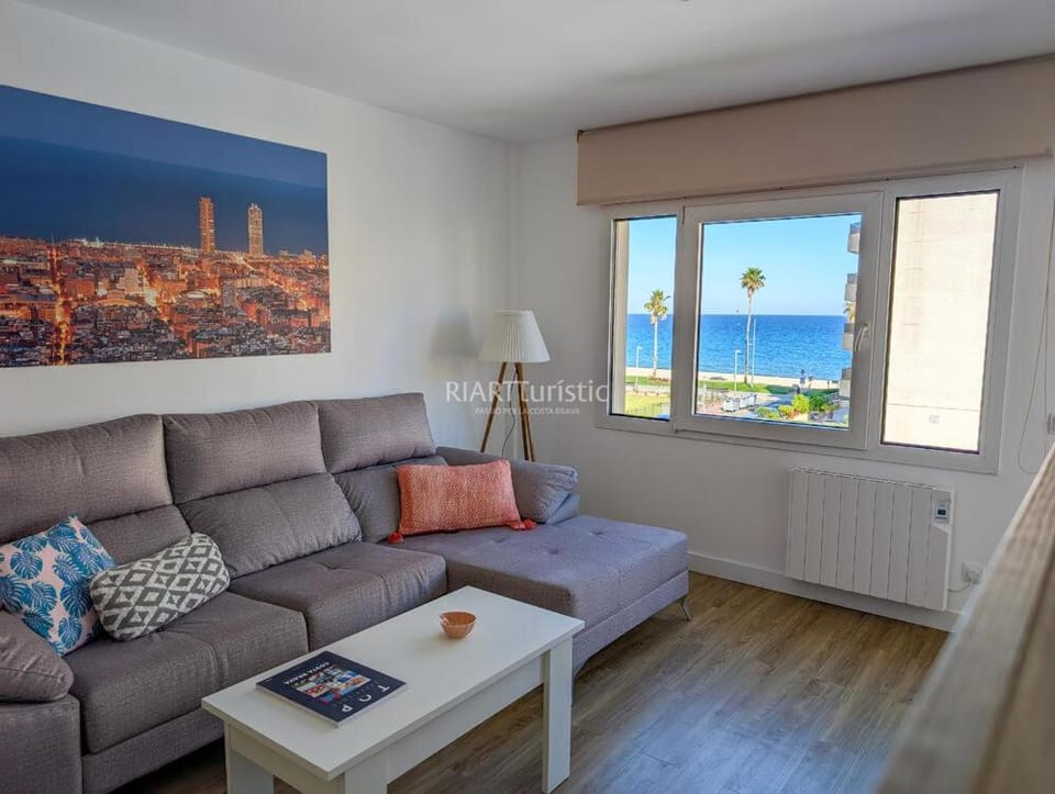 View (from property/room), Living room, Photo of the whole room, Sea view