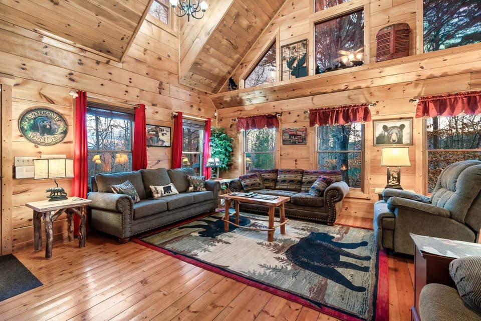 Whisper Ridge House in Gatlinburg